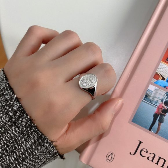 18K Goldplated Sunflower Floral Signet Ring - Picture 4 of 10